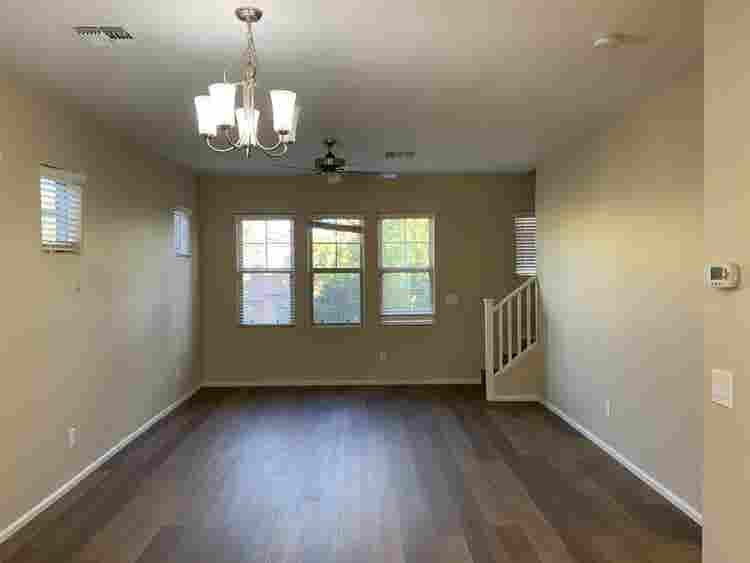 Multiple rooms for rent in Phoenix!