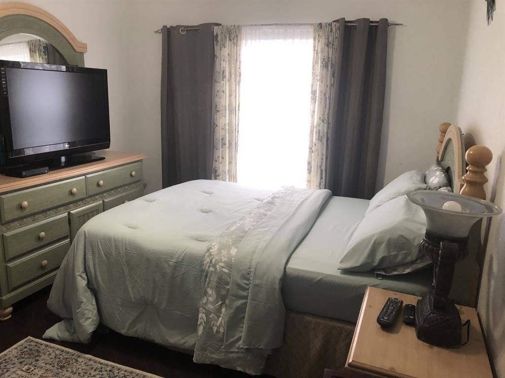 Awesome room for rent