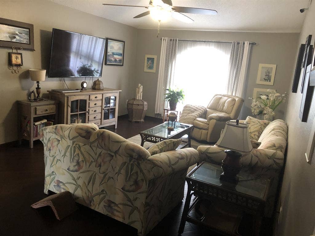 Awesome room for rent