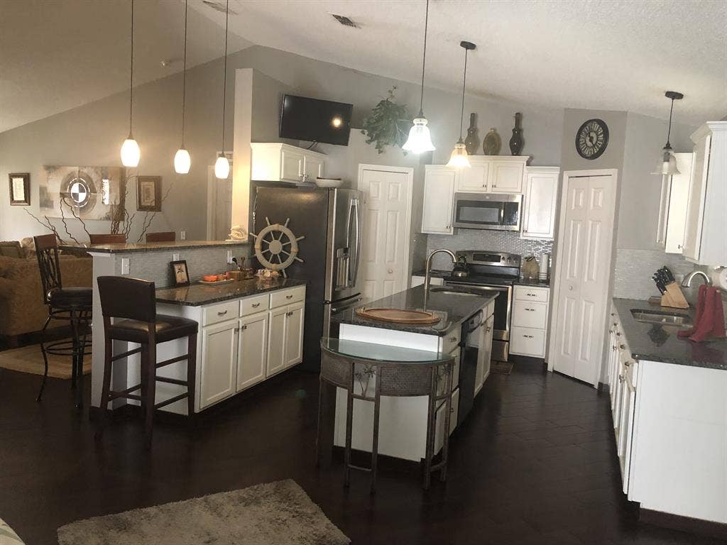 Awesome room for rent