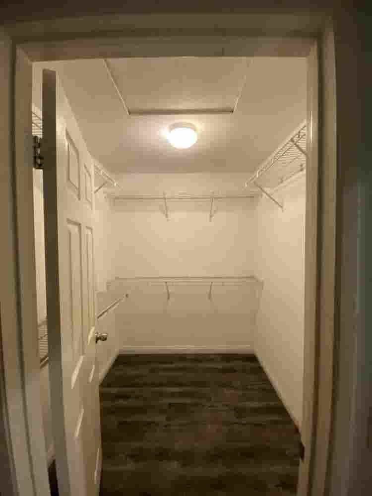 Master, walk-in closet private bath