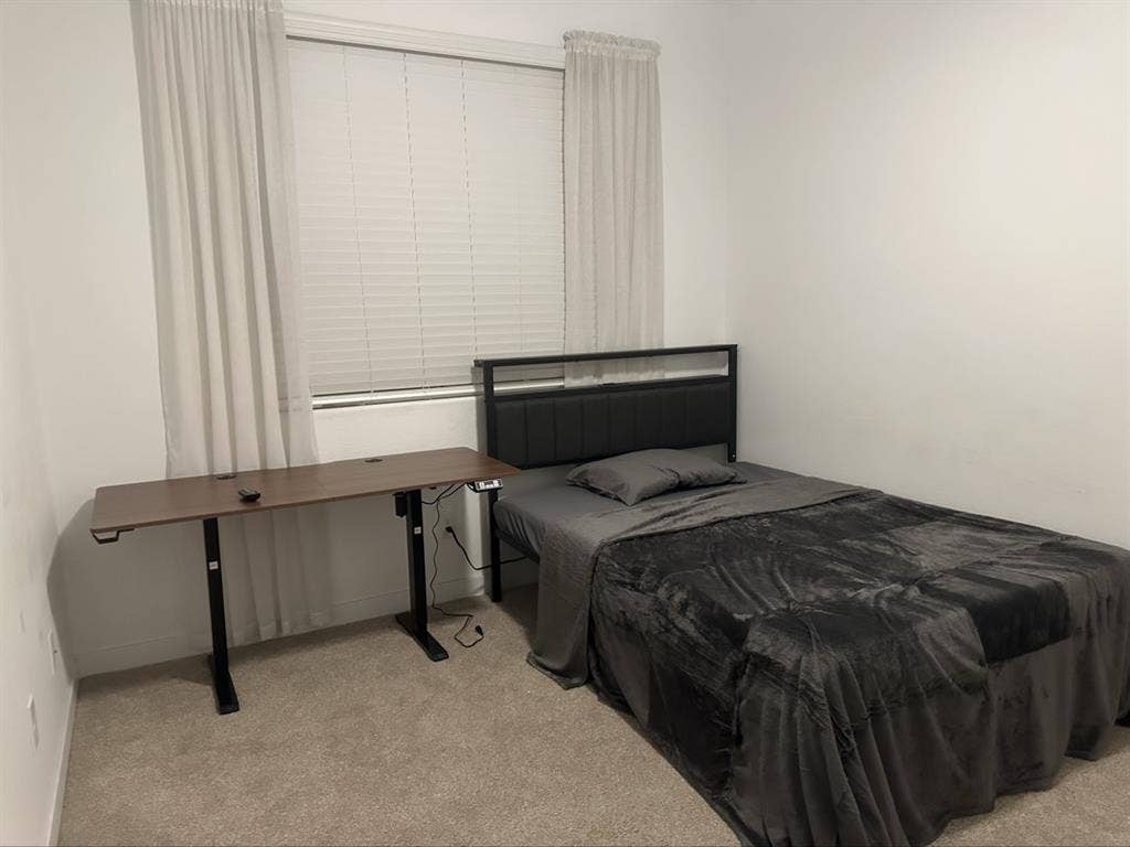 Room in South Mountain Phoenix