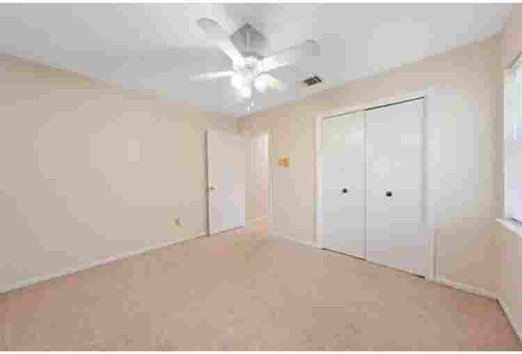 WACO HOUSE NEED 3 ROOMATES!!! ASAP