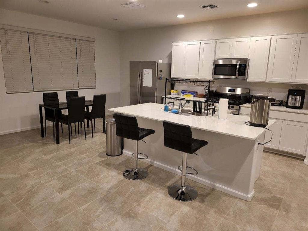 Room in Goodyear