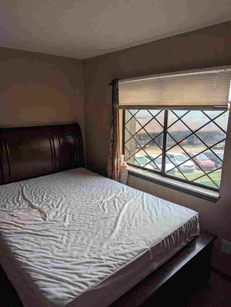 Need a roommate asap