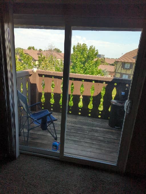 Need a roommate asap