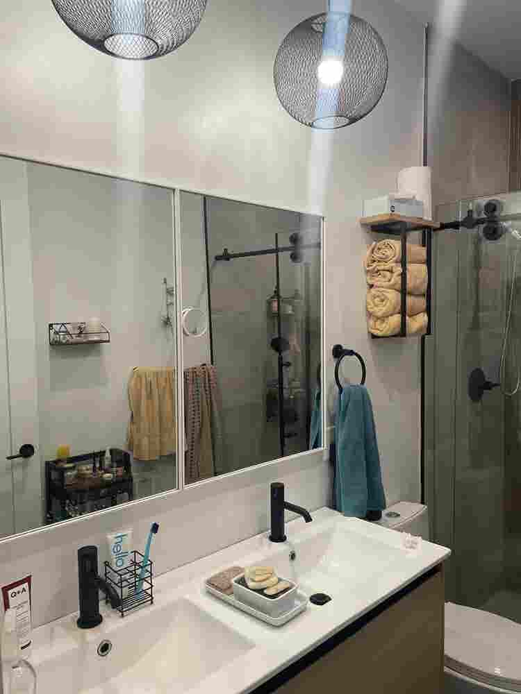 Private Room w/ Bath & Balcony