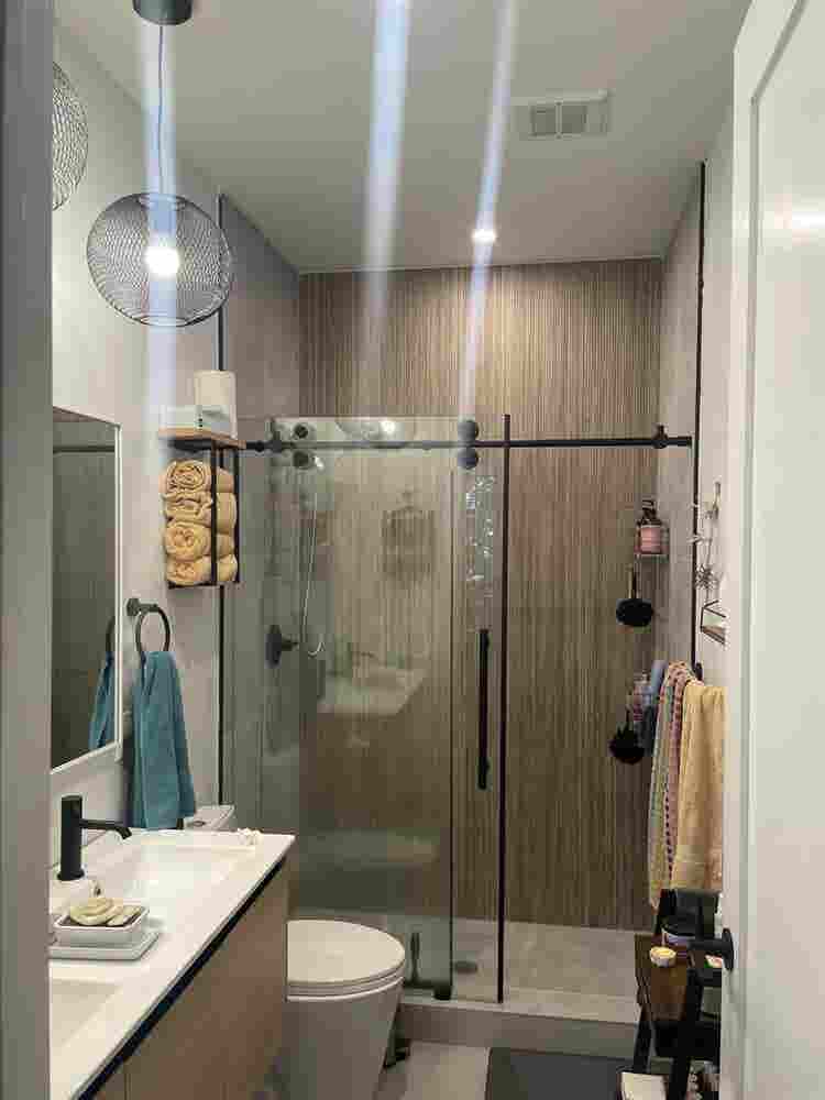 Private Room w/ Bath & Balcony