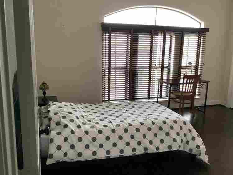 Furnished Room