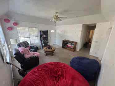 3 Rooms Available ( FEMALES ONLY!!)