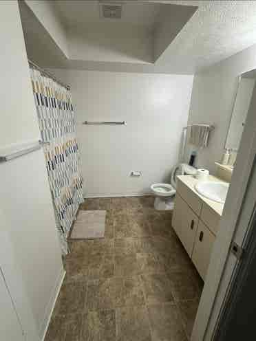 bath. Clean apartment.