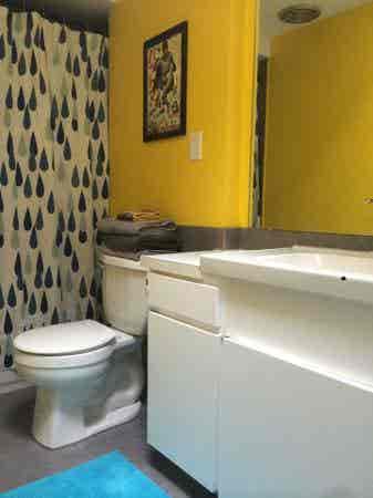 Short commute, private bathroom