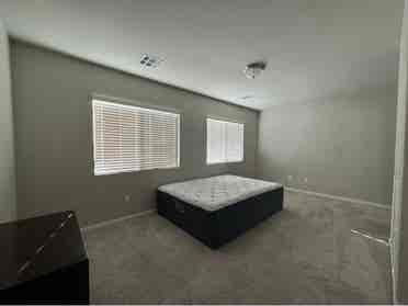 Large room. Southwest.