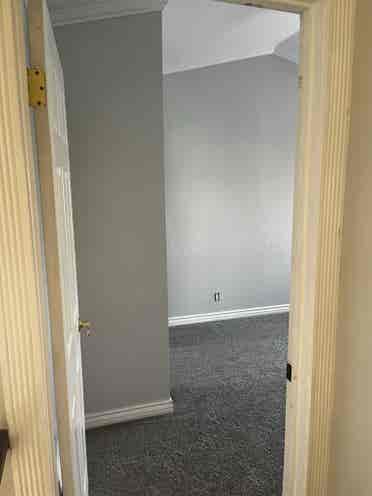 Room for rent with private bathroom