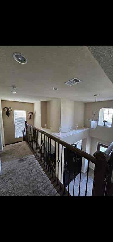 Room available in W. Cedar Park