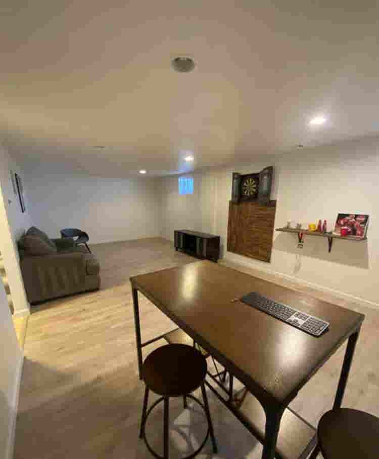 Room in Lakewood - Fenced in Yard