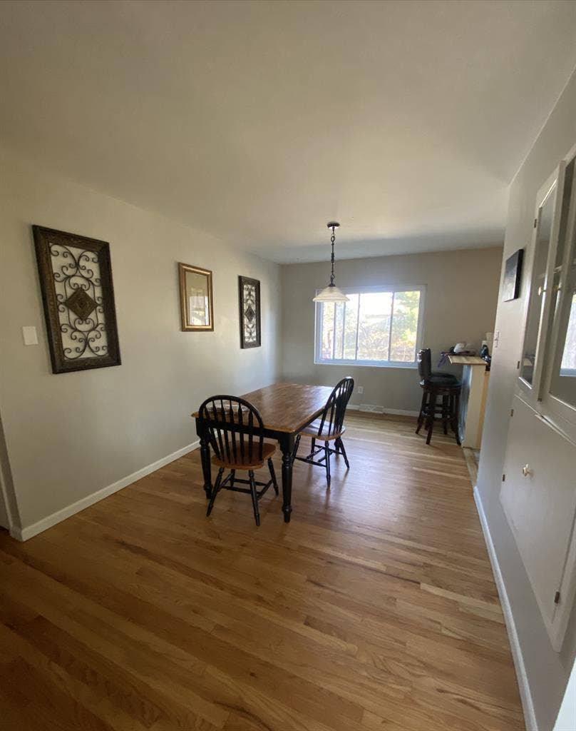 Room in Lakewood - Fenced in Yard