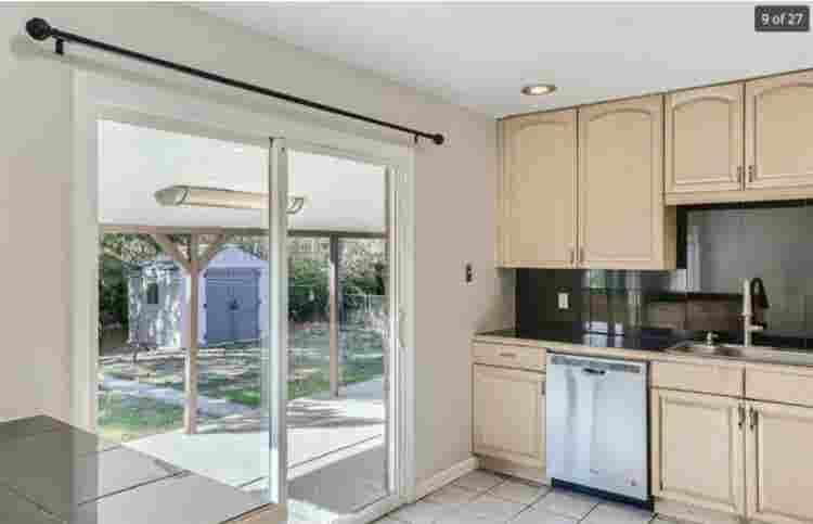 Room in Lakewood - Fenced in Yard