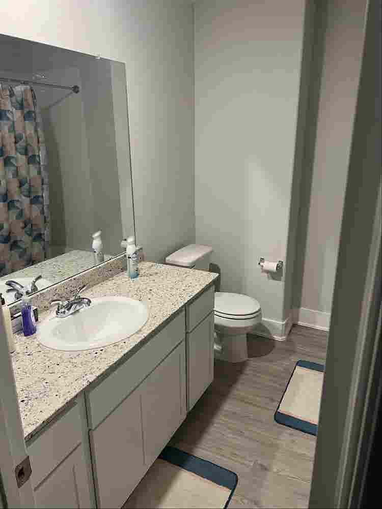 Fully furnished room with amenities