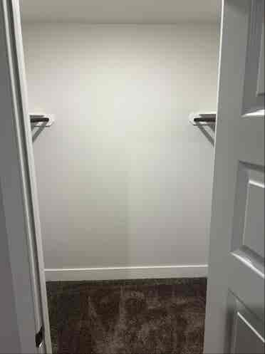 Fully furnished room with amenities