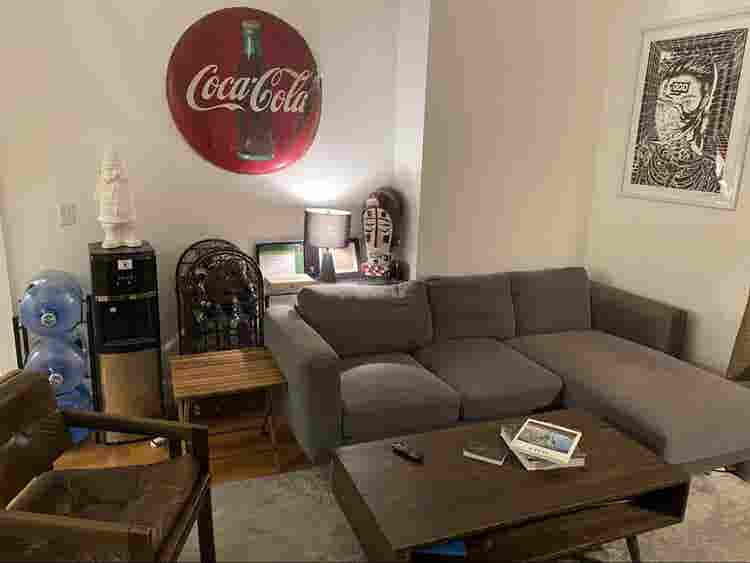 1 room in amazing  bath