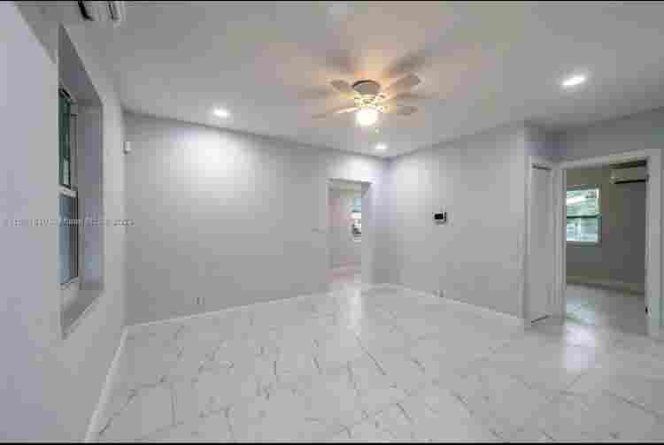 3 Bedroom Home For Rent- Fort Lauda