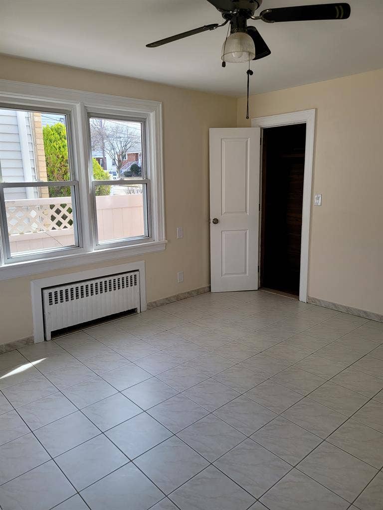Bedroom for Rent in Lodi, NJ