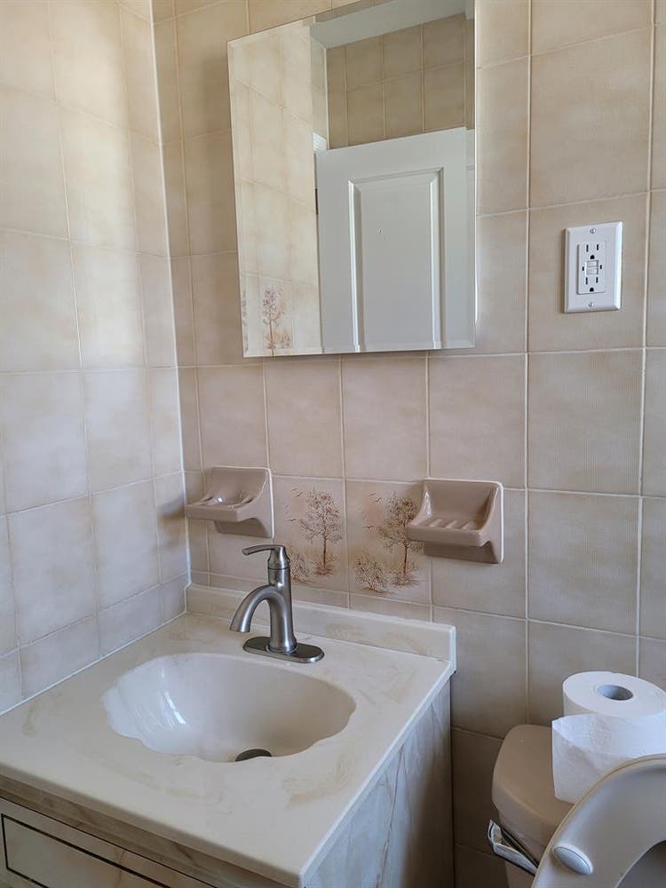 Bedroom for Rent in Lodi, NJ