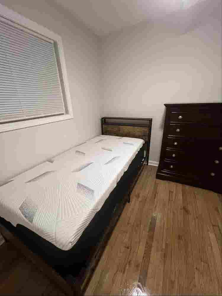 FURNISHED ROOM FOR RENT