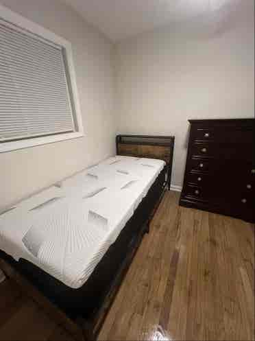 FURNISHED ROOM FOR RENT