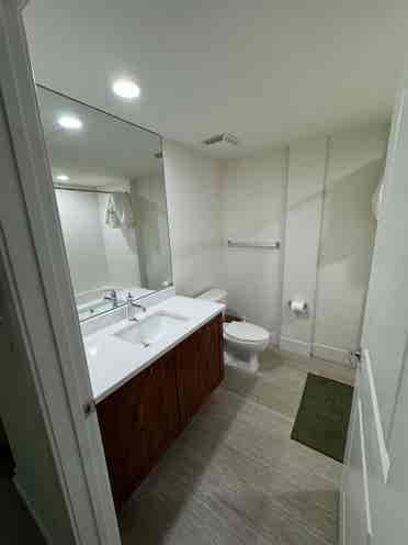 Unfurnished Private Room/Bathroom