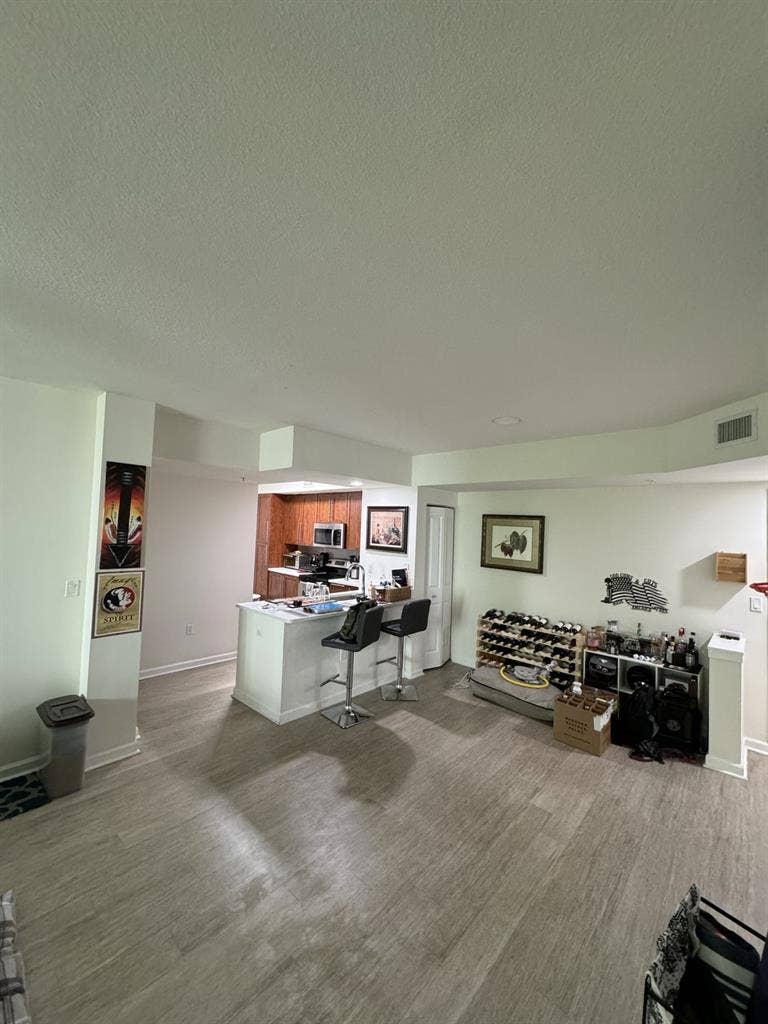 Unfurnished Private Room/Bathroom