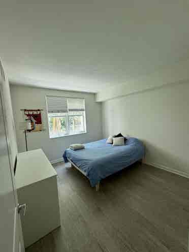 Unfurnished Private Room/Bathroom