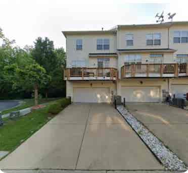 Townhouse for Rent -Corner Lot