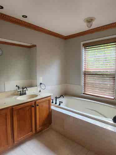Townhouse for Rent -Corner Lot