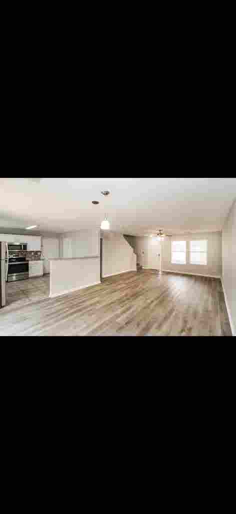 Room available for rent!