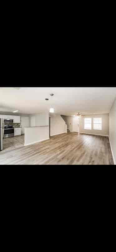 Room available for rent!