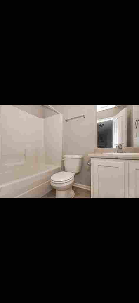 Room available for rent!