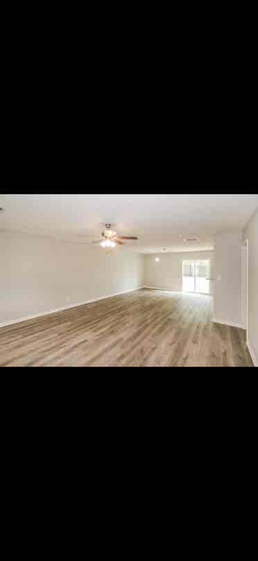 Room available for rent!