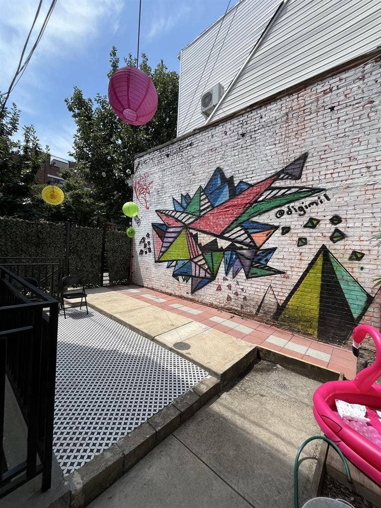 BUSHWICK DUPLEX ~ move in date SEPT