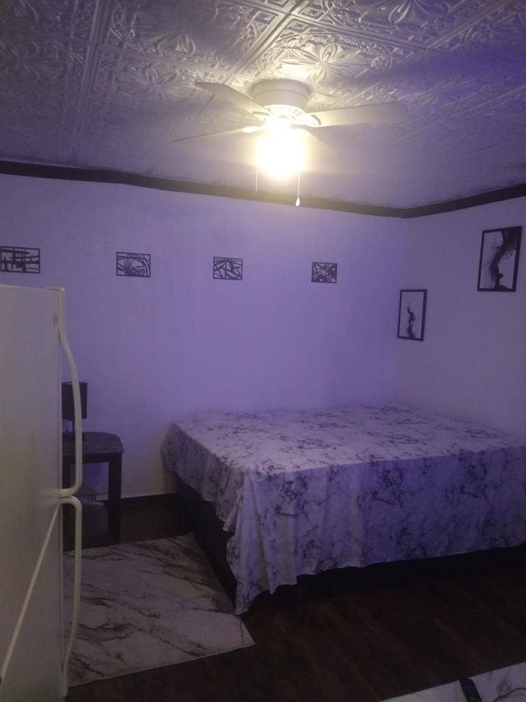 Move in ready room with ownbathroom