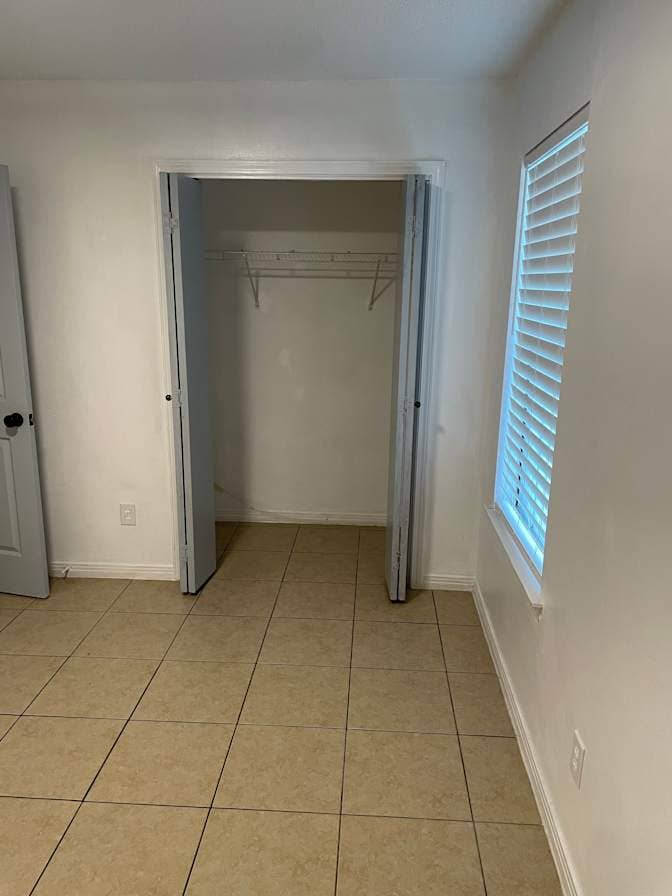 Corry Station/NAS. Room For Rent