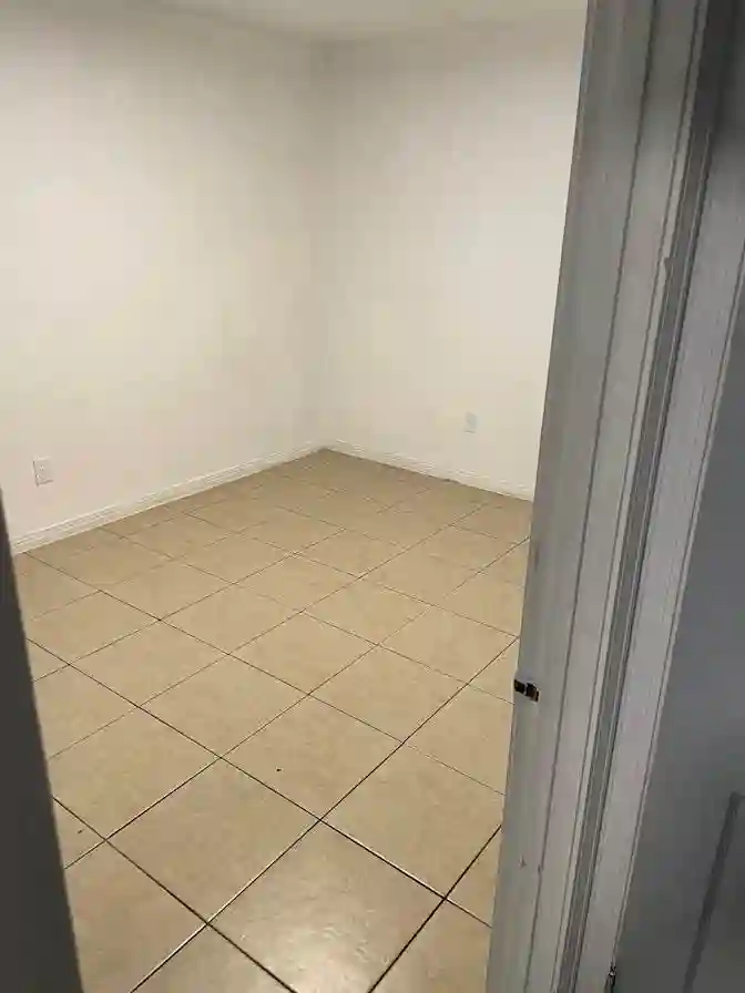 Corry Station/NAS. Room For Rent