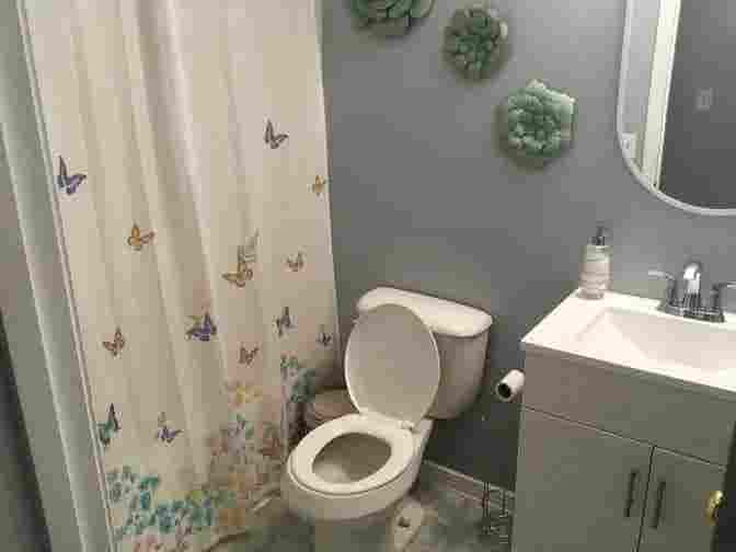 Corry Station/NAS. Room For Rent