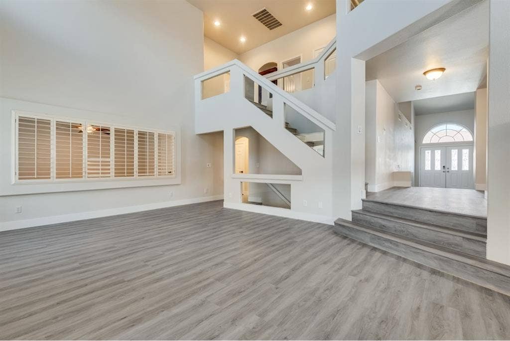 Master bedroom single female only