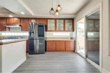 Master bedroom single female only
