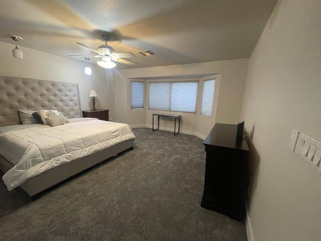 Master bedroom single female only