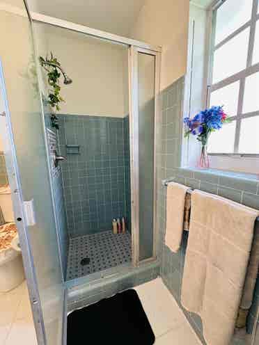 ROOM WITH BATHROOM PRÍVATE 4 
RENT