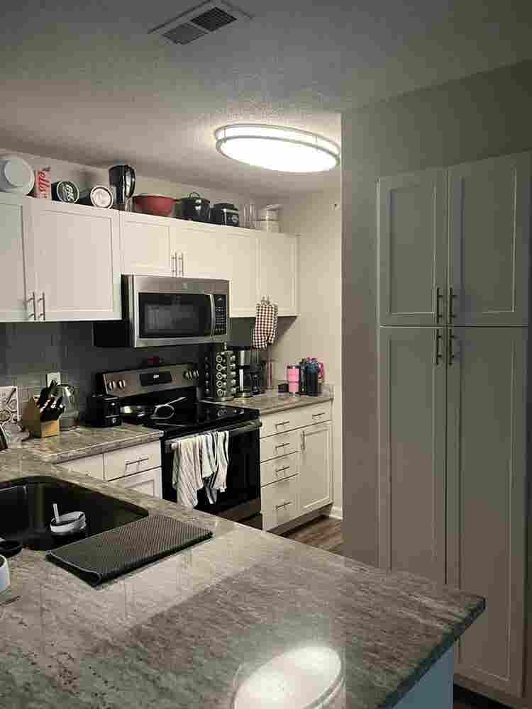 Room Available! ba Apartment