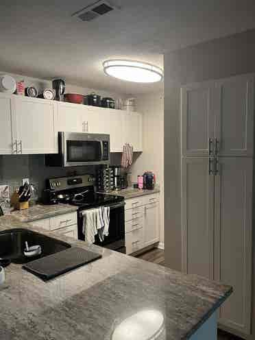 Room Available! ba Apartment